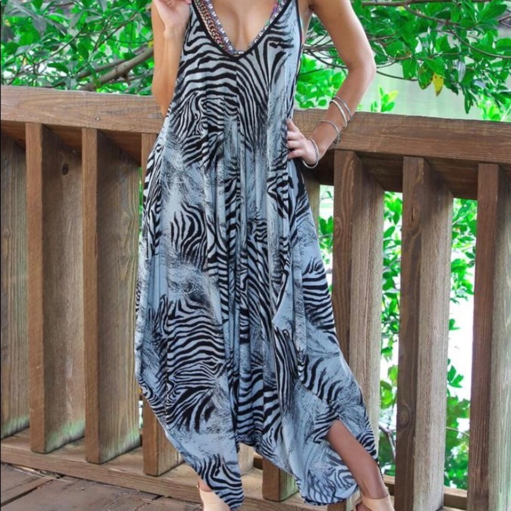 jumpsuit in animal print 🦓